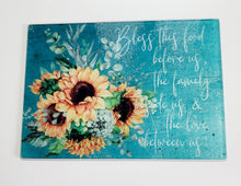 Load image into Gallery viewer, Glass Cutting Board 11" x 8"